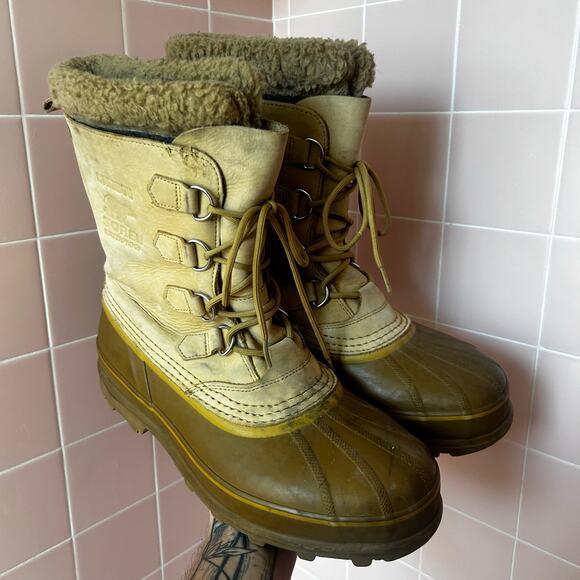 Sorel snow boots - Picture 1 of 7